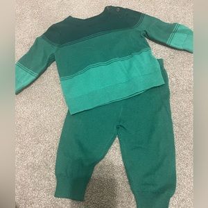 Gap sweater/pant set